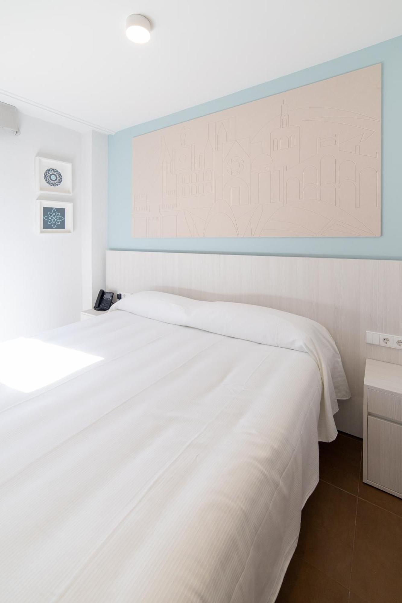 Hotel Alkazar Valencia Ngoại thất bức ảnh