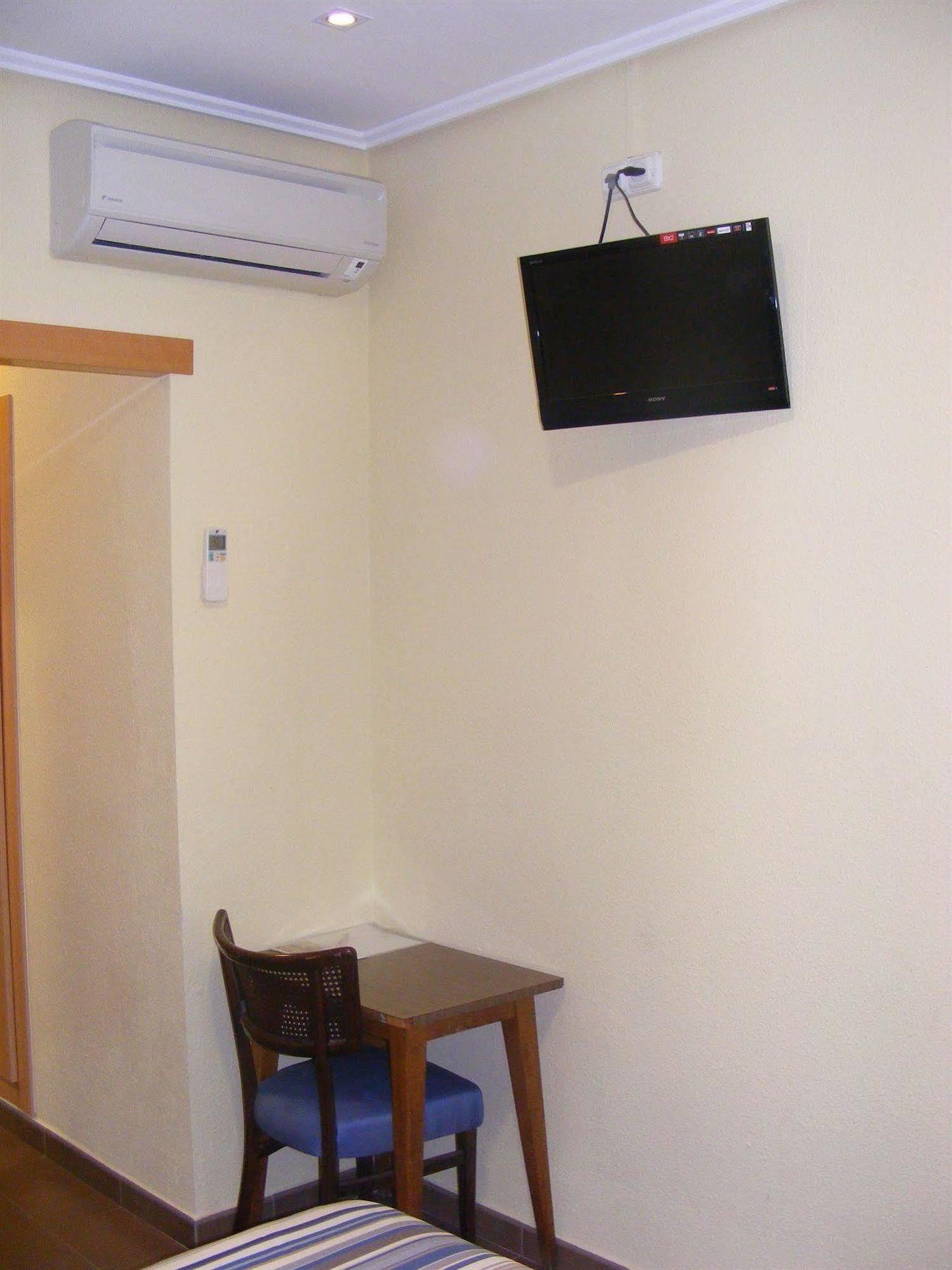 Hotel Alkazar Valencia Ngoại thất bức ảnh